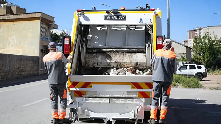 Melikgazi'de günlük 440 ton çöp toplanıyor, 700 km yol süpürülüyor