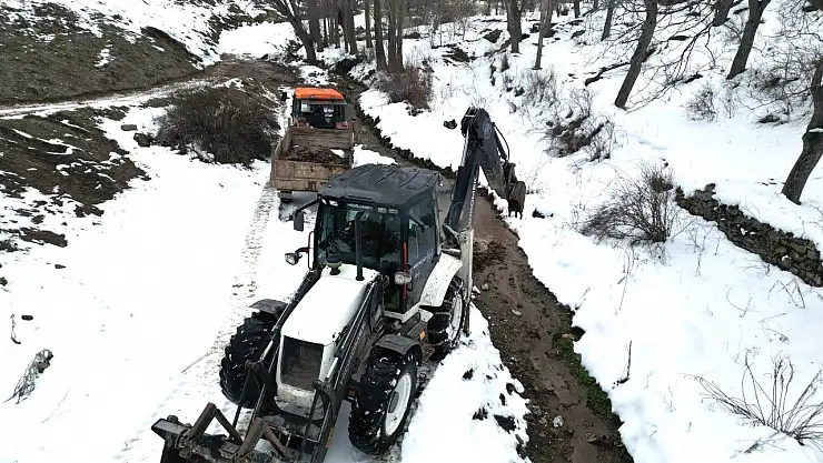 Melikgazi'den kırsalda tarıma destek
