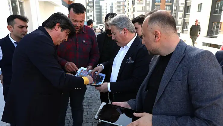 Melikgazi mahallelerin geleceğini inşa ediyor