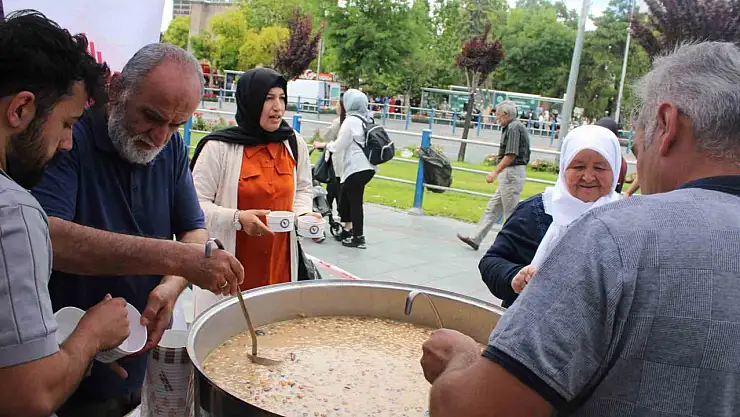 Nasrullahzade Vakfı'ndan 442 yıldır kesilmeyen hayır
