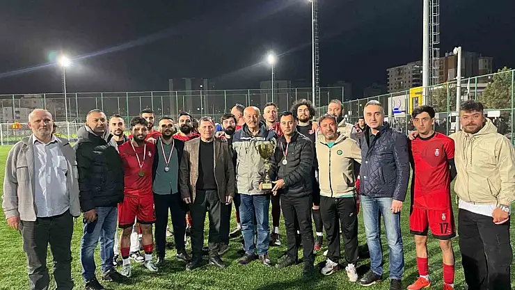 Özvatanspor 4.sırada tamamladı