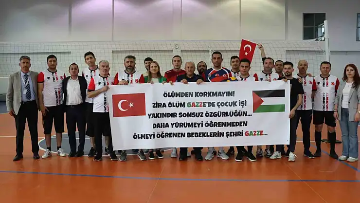 Sağlıkçılardan 'Filistin' hassasiyeti