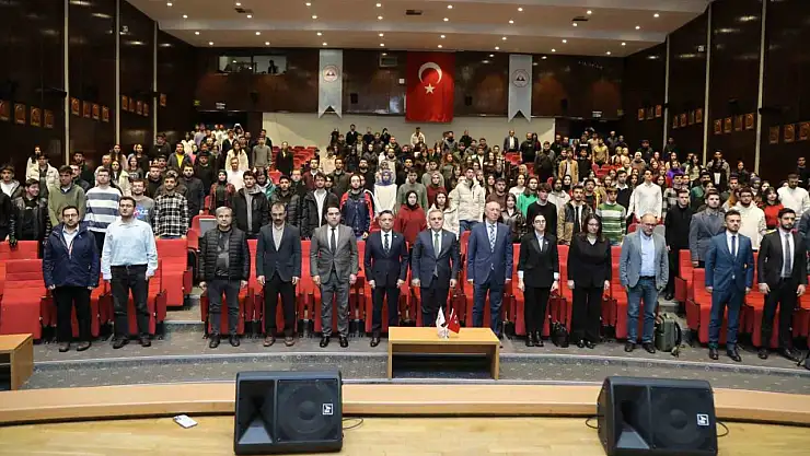 Savunma Sanayii  Başkan Yardımcısı Prof. Dr. Hakan Karataş ERÜ'de konferans verdi