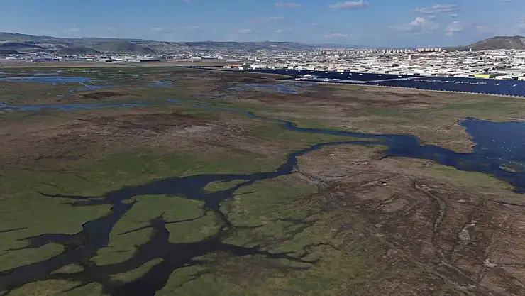 Şehrin yamacındaki doğal güzellik: Hürmetçi