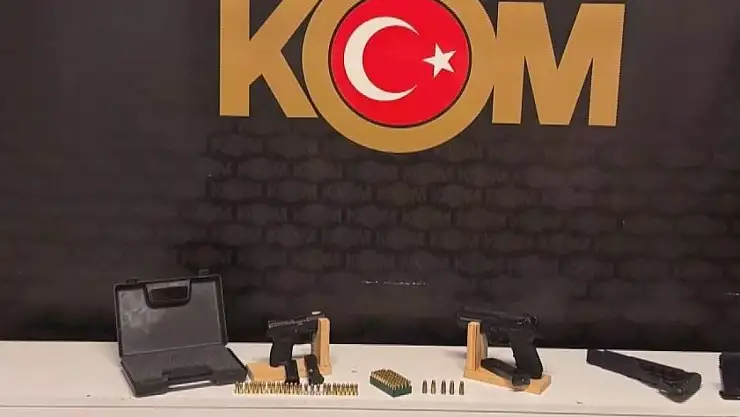 Silah taciri polisten kaçamadı