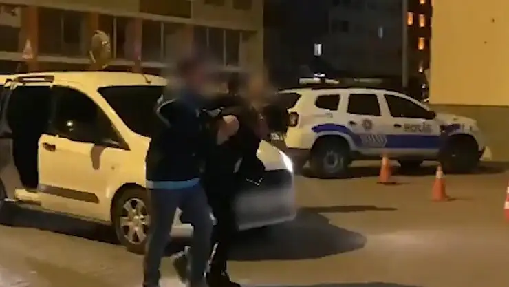 Silahlı gasp yaptılar, 60 kişilik özel ekiple yakalandılar