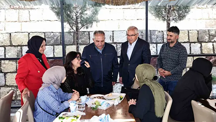 Talas'ta gelenek bozulmadı, öğrencilere elit karşılama
