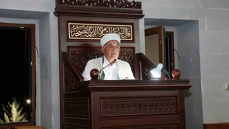 Talas'ta Kandil Gecesi dualarla ihya edildi
