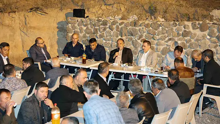 Talas'ta muhtarlar Mengücek'te buluştu