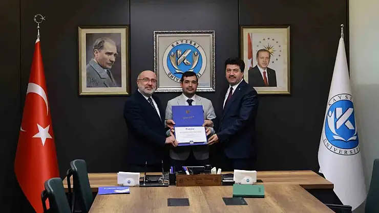 Tomarza Mustafa Akıncıoğlu MYO akreditasyon belgelerini aldı