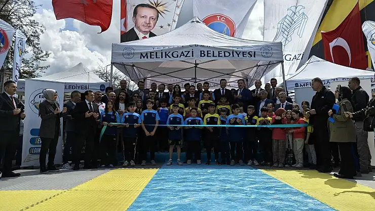 Vali Çiçek: 'ERVA Spor Okullarını şeref meselemiz yaptık'