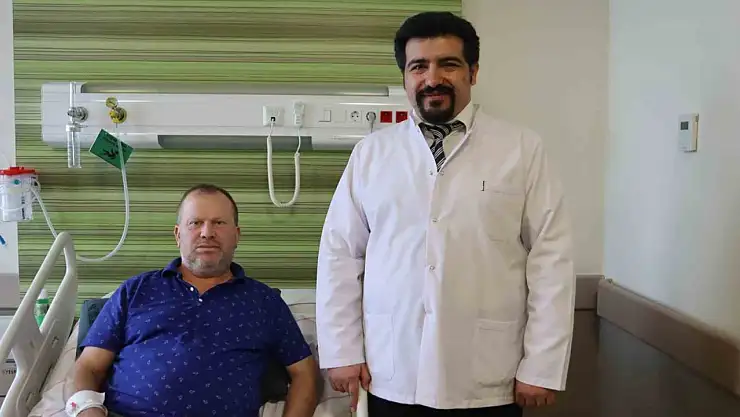 Yanak dokusundan idrar yoluna yama