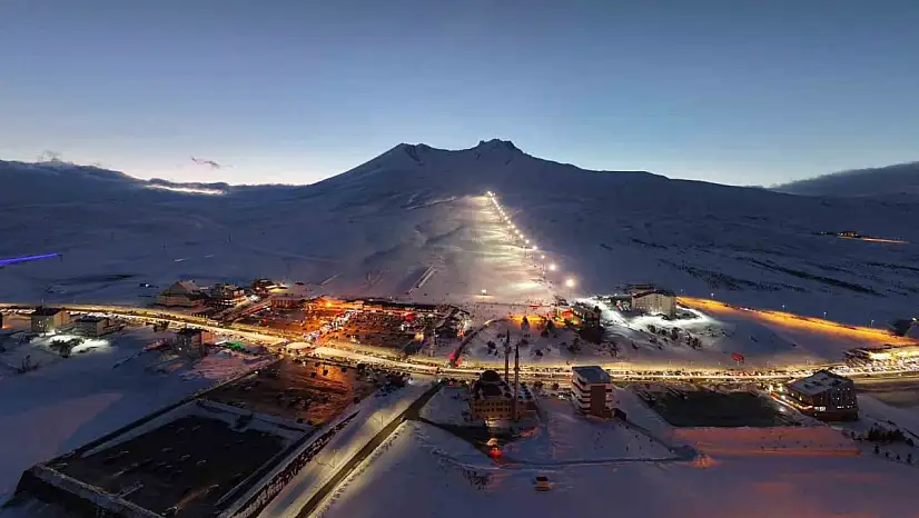 Başkan Büyükkılıç: 'Erciyes'te yarıyıl bereketli geçti'