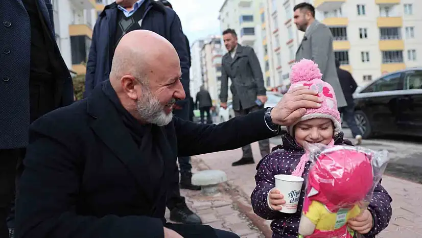 Başkan Çolakbayrakdar: 'Soğuk günlerde gönülleri ısıtıyoruz'