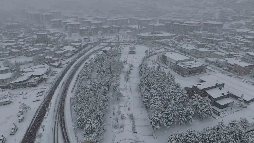 Başkan Özdoğan: 'Kar rahmettir, tüm ekiplerimizle sahadayız'