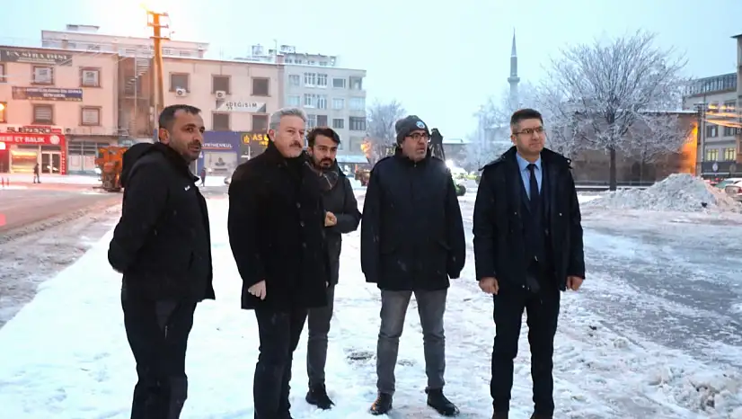 Başkan Palancıoğlu ekiplerle sahada