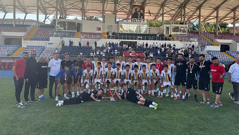 Başkan Yalçın: 'Şampiyonu olan U15 takımımızı yürekten kutluyorum'