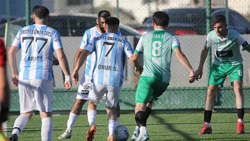 Bünyan Belediyespor şampiyon