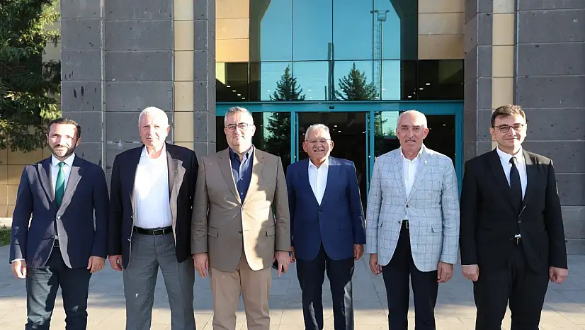 Büyükkılıç'tan DSİ kavşağındaki trafik sorununu çözecek projeye dair istişare toplantısı