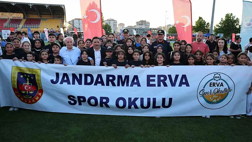 ERVA ve GSB Yaz Okullarına coşkulu açılış