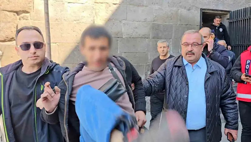 İntihardan vazgeçti, gazeteciye saldırdı