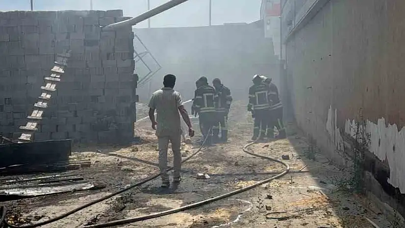 İşyerinde çıkan yangın söndürüldü