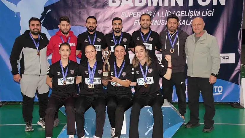 Kayseri Badminton Spor Kulübü namağlup şampiyon