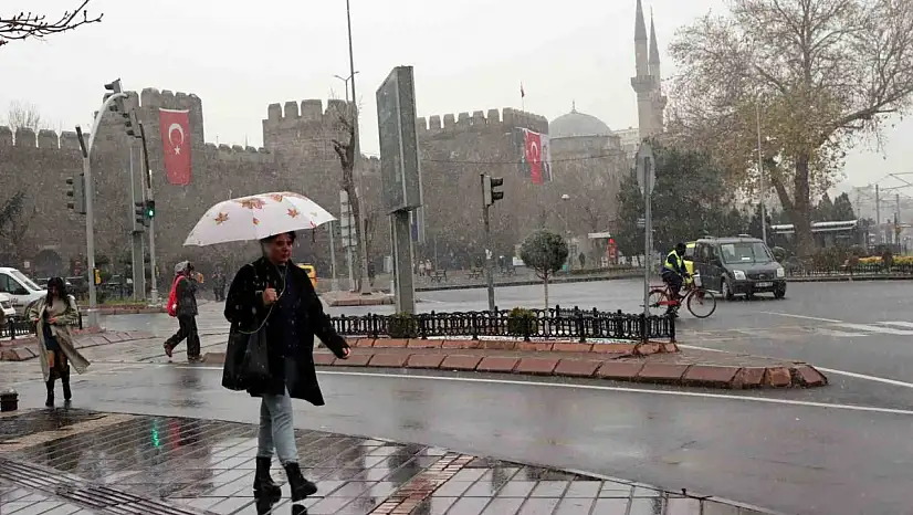 Kayseri'de kar yağışı etkili oldu