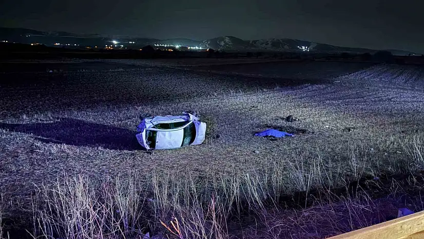 Kayseri'de otomobil şarampole yuvarlandı: 1 ölü, 1'i ağır 4 yaralı