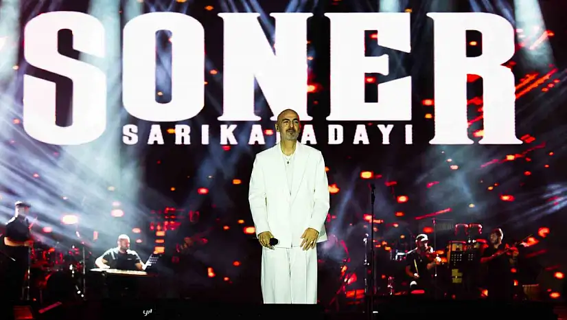 Kayserililer Soner Sarıkabadayı ile eğlendi