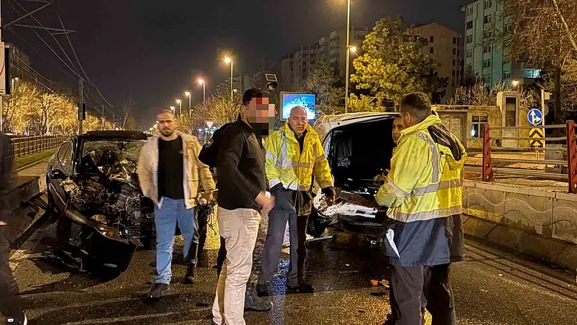 Kaza yapan ehliyetsiz ve alkollü sürücüyü, polis tedaviye ikna etti