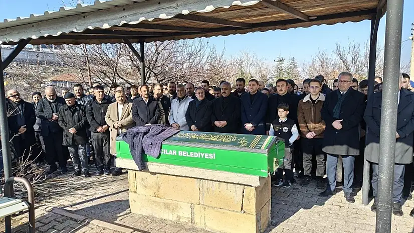 Koyun otlatma meselesinden öldürülen adam toprağa verildi