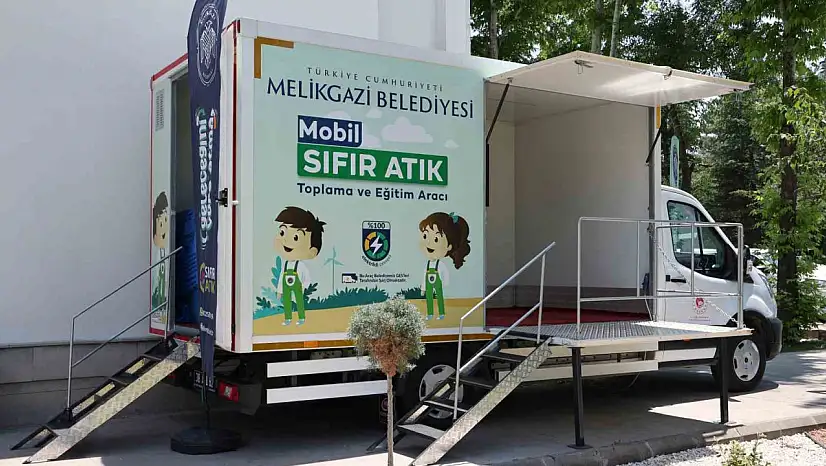 Melikgazi Belediyesi'nin sıfır atık başarısına teşekkür plaketi