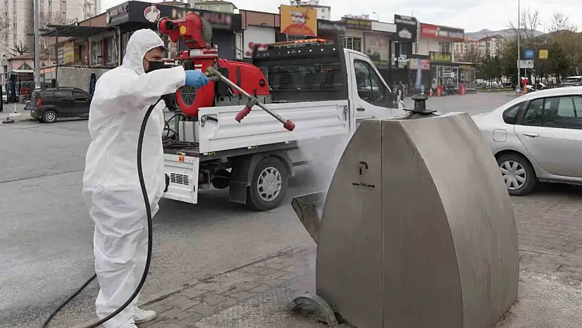 Melikgazi'de haşeresiz ve sivrisineksiz bir yaz için ilaçlama yapıldı