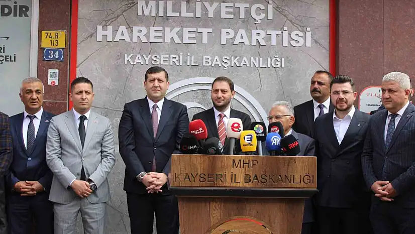 MHP'de bayramlaşma
