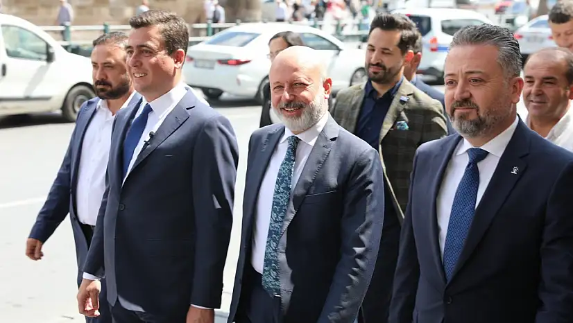 Milletvekili Gökçek'ten Başkan Çolakbayrakdar'a övgü ve teşekkür