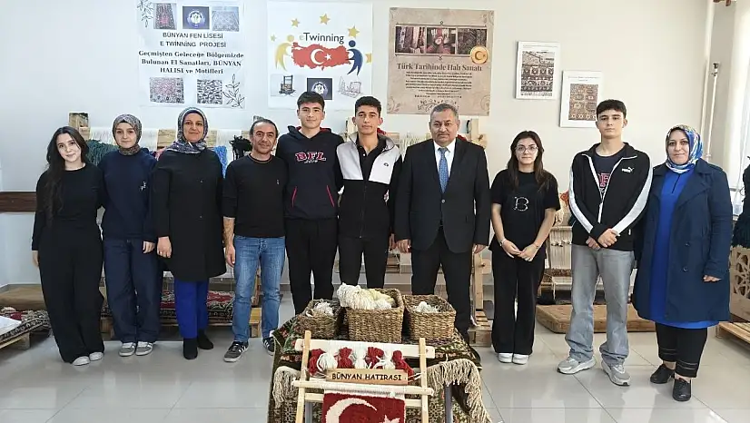 Öğrenciler ilçenin geleneğini okulda yaşatıyor