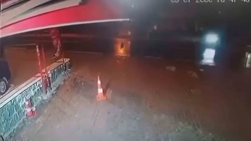 Otomobilin çarptığı motosikletli tıp fakültesi öğrencisi hayatını kaybetti