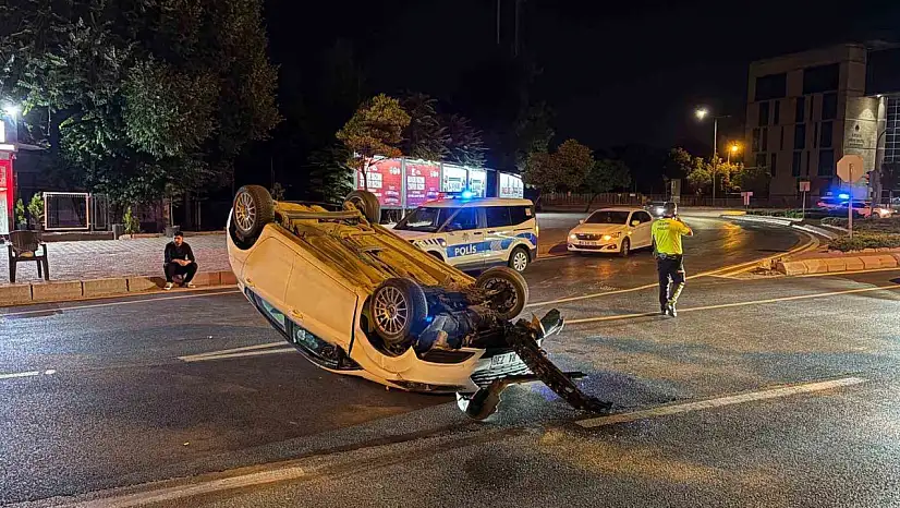 Takla atan otomobil sürücüsü olay yerinden kaçtı