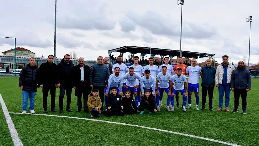Tomarza Belediyespor şampiyonu 3-1 mağlup yolladı