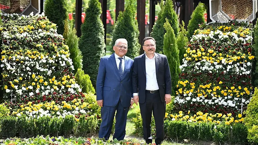 Valiler kararnamesi sonrası anlamlı paylaşım