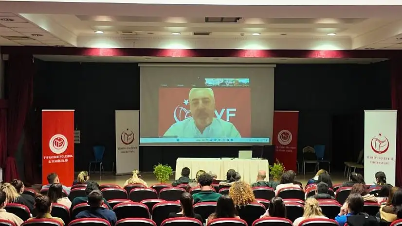 Voleybol Aylık Bilgilendirme Semineri yapıldı