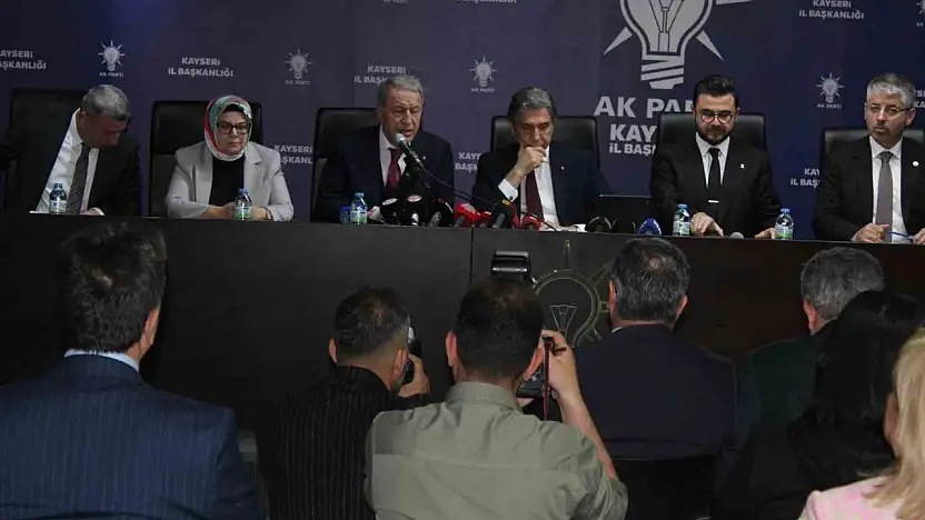 AK Parti Genel Başkan Yardımcısı Demir: 'Bizim yerel yönetimler anlayışımız her şeyden önce saha belediyeciliğidir. Makam, mevkii, masa belediyeciliği ile bir alakamız yoktur'