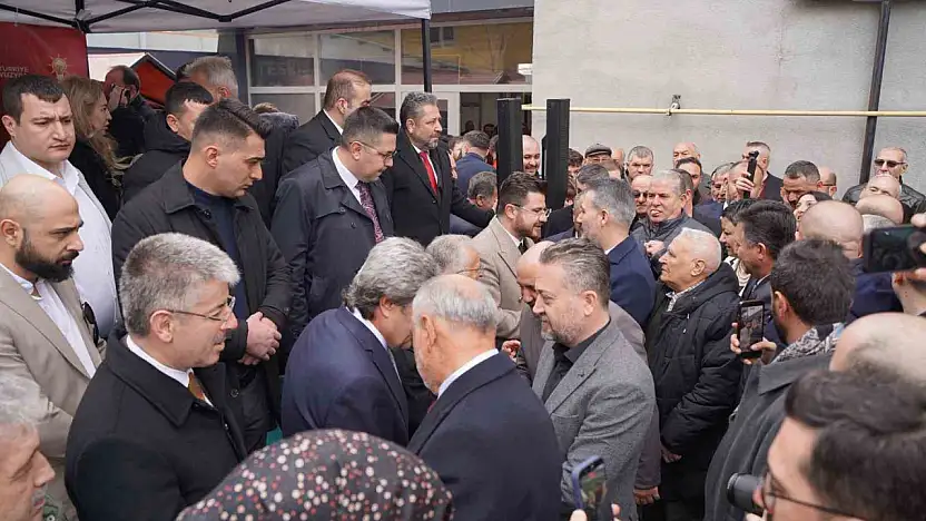 AK Parti Kayseri'de bayramlaştı