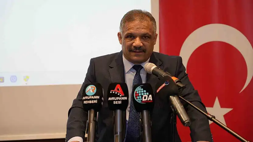 AKİB Genel Başkanı Hızar ve yönetiminden gurbetçilere güçlü çağrı: 'Bu yaz rotamız Türkiye olsun'