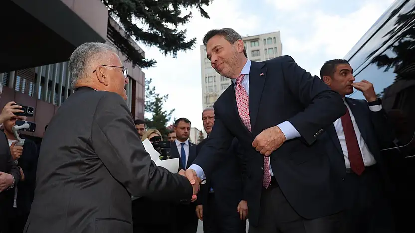 Bakan Bayraktar: 'Kayseri, Türkiye'nin gözbebeği'