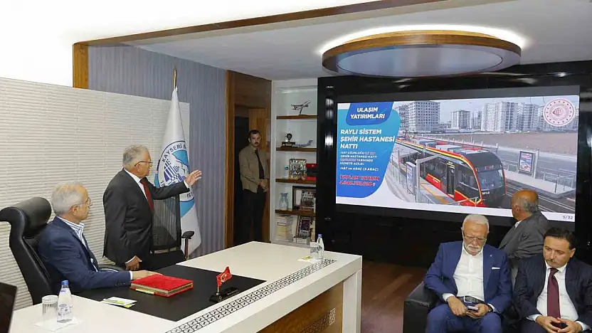 Bakan Uraloğlu: 'Kayseri'nin ulaştırma problemleriyle dertlenmeye devam edeceğiz'