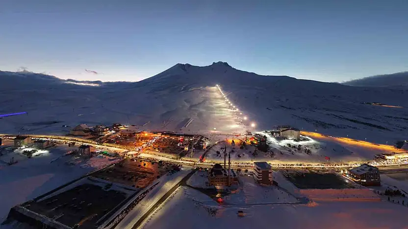 Başkan Büyükkılıç: 'Erciyes'te yarıyıl bereketli geçti'