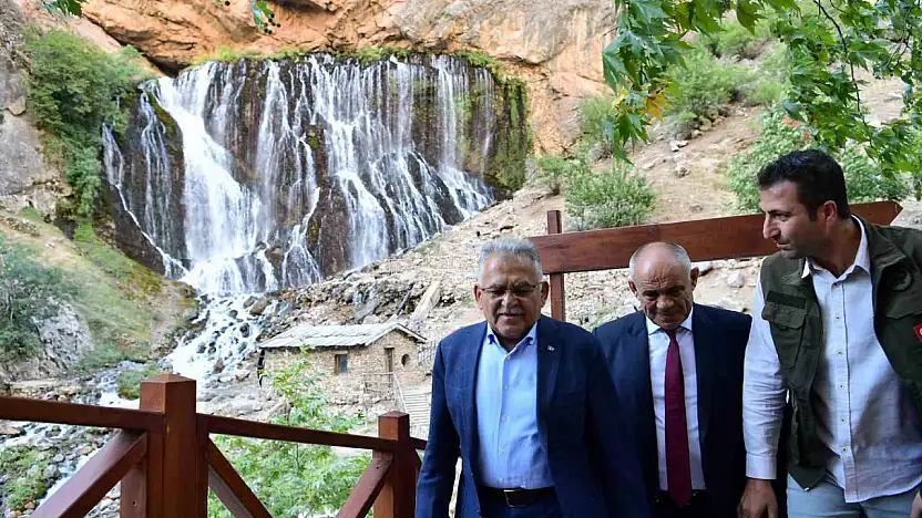 Başkan Büyükkılıç: 'Kapuzbaşı ve Derebağ Şelaleleri sizi bekliyor'