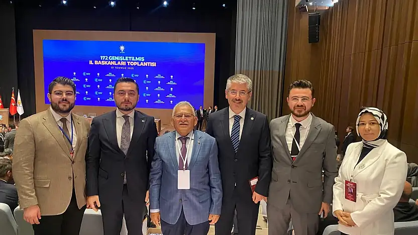 Başkan Büyükkılıç AK Parti Genişletilmiş İl Başkanları Toplantısı'na katıldı